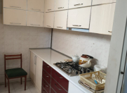 İcarəyə verilir 1 otaqlı 15 m2 ofis İnşaatçılar m.