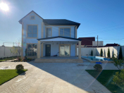 Satılır 4 otaqlı 220 m2 bağ evi Mərdəkan