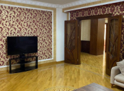 Satılır 3 otaqlı 135 m2 yeni tikili Nizami m.
