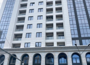 Satılır 4 otaqlı 220 m2 yeni tikili Bayıl