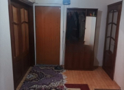 Satılır 4 otaqlı 101 m2 köhnə tikili Suraxanı r.