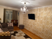 Satılır 2 otaqlı 55 m2 köhnə tikili Səbail r.