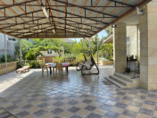 Satılır 5 otaqlı 200 m2 həyət evi Binə
