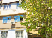Satılır 3 otaqlı 90 m2 köhnə tikili Badamdar