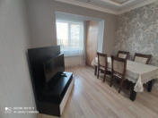 Satılır 4 otaqlı 110 m2 köhnə tikili Yeni Yasamal