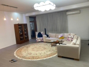 Satılır 4 otaqlı 170 m2 yeni tikili 28 May m.