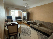 Satılır 3 otaqlı 80 m2 köhnə tikili 8 mkr