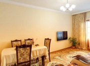 Satılır 2 otaqlı 55 m2 köhnə tikili 9 mkr