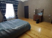 İcarəyə verilir 4 otaqlı 200 m2 yeni tikili Xalqlar Dostluğu m.