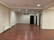 İcarəyə verilir 7 otaqlı 210 m2 ofis Nəsimi r.