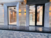 Satılır 1 otaqlı 100 m2 obyekt Şah İsmayıl Xətai m.