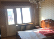 İcarəyə verilir 3 otaqlı 80 m2 köhnə tikili Qara Qarayev m.