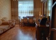 İcarəyə verilir 2 otaqlı 80 m2 köhnə tikili Dövlət Statistika Komitəsi