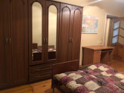 İcarəyə verilir 3 otaqlı 80 m2 köhnə tikili Qara Qarayev m.