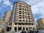 Satılır 1 otaqlı 35 m2 obyekt Nizami m.