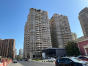 Satılır 5 otaqlı 226 m2 yeni tikili Şah İsmayıl Xətai m.