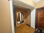 İcarəyə verilir 3 otaqlı 120 m2 köhnə tikili Xətai r.