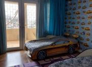Satılır 5 otaqlı 130 m2 köhnə tikili Həzi Aslanov m.