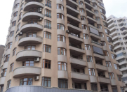 Satılır 4 otaqlı 176 m2 yeni tikili Elmlər Akademiyası m.