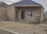 Satılır 4 otaqlı 88 m2 həyət evi Binə