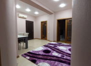 Satılır 4 otaqlı 160 m2 həyət evi 9 mkr