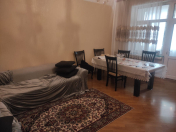 Satılır 3 otaqlı 70 m2 köhnə tikili 8 km