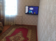 Satılır 2 otaqlı 65 m2 köhnə tikili Azadlıq prospekti m.