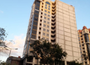 Satılır 1 otaqlı 44 m2 yeni tikili 28 May m.