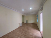 İcarəyə verilir 2 otaqlı 45 m2 obyekt Binəqədi r.