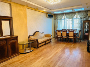 İcarəyə verilir 3 otaqlı 140 m2 yeni tikili 1 mkr