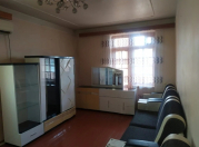 İcarəyə verilir 2 otaqlı 70 m2 köhnə tikili Lənkəran