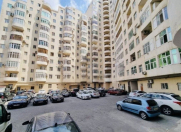 Satılır 3 otaqlı 204 m2 yeni tikili 8 mkr