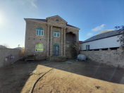 Satılır 6 otaqlı 300 m2 həyət evi Binə