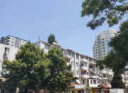 Satılır 3 otaqlı 65 m2 köhnə tikili Elmlər Akademiyası m.