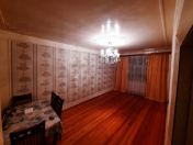 İcarəyə verilir 3 otaqlı 60 m2 köhnə tikili Həzi Aslanov m.