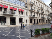 İcarəyə verilir 3 otaqlı 120 m2 köhnə tikili Sahil m.