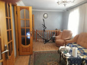 Satılır 3 otaqlı 87 m2 köhnə tikili 7 mkr