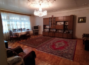 Satılır 4 otaqlı 94 m2 köhnə tikili Badamdar