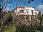 Satılır 8 otaqlı 300 m2 həyət evi Badamdar