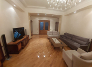 Satılır 4 otaqlı 185 m2 yeni tikili 8 km