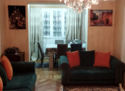 Satılır 3 otaqlı 64 m2 köhnə tikili Elmlər Akademiyası m.