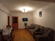 Satılır 3 otaqlı 85 m2 köhnə tikili Qara Qarayev m.