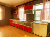 İcarəyə verilir 2 otaqlı 110 m2 həyət evi Bakıxanov