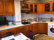 Satılır 5 otaqlı 120 m2 köhnə tikili 8 mkr