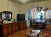 Satılır 4 otaqlı 120 m2 köhnə tikili Badamdar