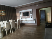 Satılır 4 otaqlı 108 m2 yeni tikili Xalqlar Dostluğu m.