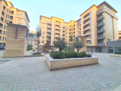 İcarəyə verilir 5 otaqlı 200 m2 yeni tikili Ağ şəhər