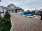 Satılır 4 otaqlı 250 m2 bağ evi Mərdəkan