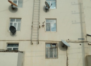 Satılır 2 otaqlı 56 m2 köhnə tikili Aviasiya Akademiyası Universiteti