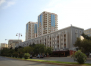 Satılır 4 otaqlı 90 m2 köhnə tikili Nizami m.